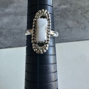 Sterling 925 Silver White Buffalo Ring - Size 9